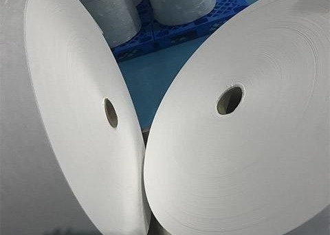 購入 電気静止電極溶融吹風布 高効率のウイルスフィルタリング 幅160cm online manufacture