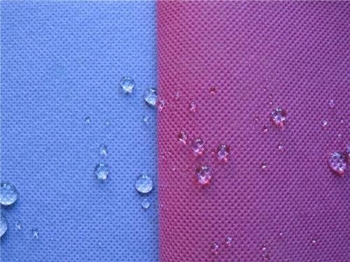 購入 感じ柔らかいSMSの非編まれた生地の医学の使い捨て可能な通気性の防水 online manufacture