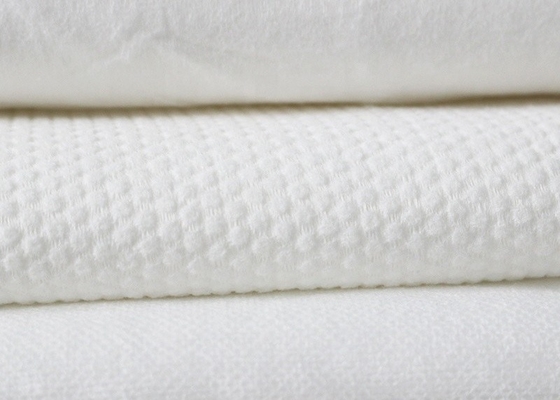 購入 通気性のSpunlaceのNonwovenの生地のぬれたワイプの原料の強い吸水 online manufacture
