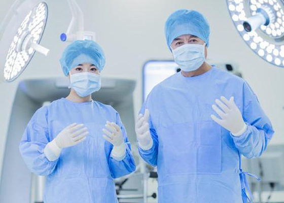 購入 100%の処女の外科帽子、マスク、ガウンのための物質的な良質のポリプロピレンのNonwoven online manufacture